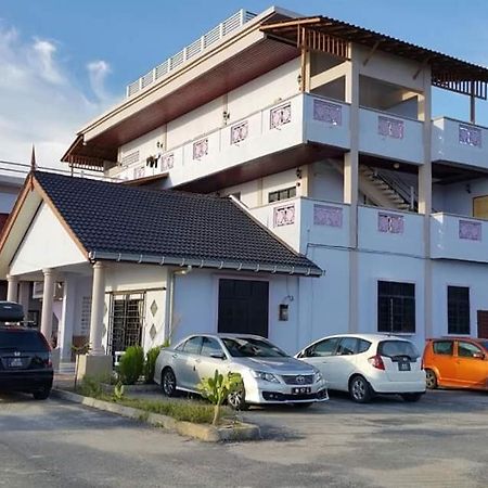 Kanza Beach Inn Marang Bagian luar foto