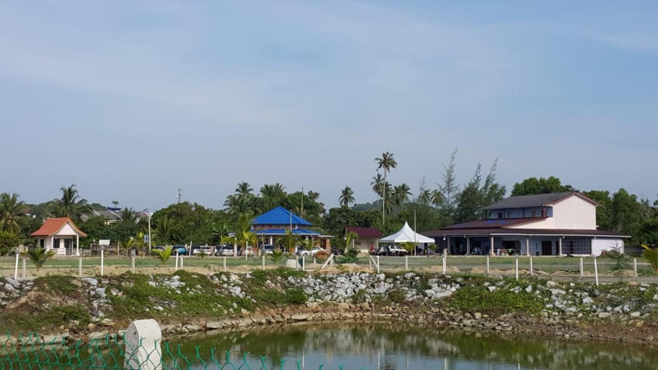 Kanza Beach Inn Marang Bagian luar foto