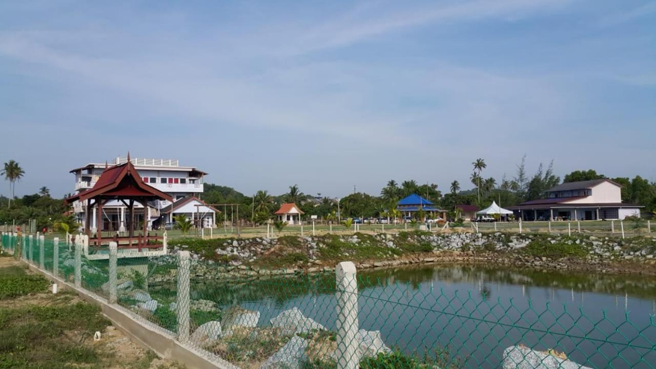 Kanza Beach Inn Marang Bagian luar foto