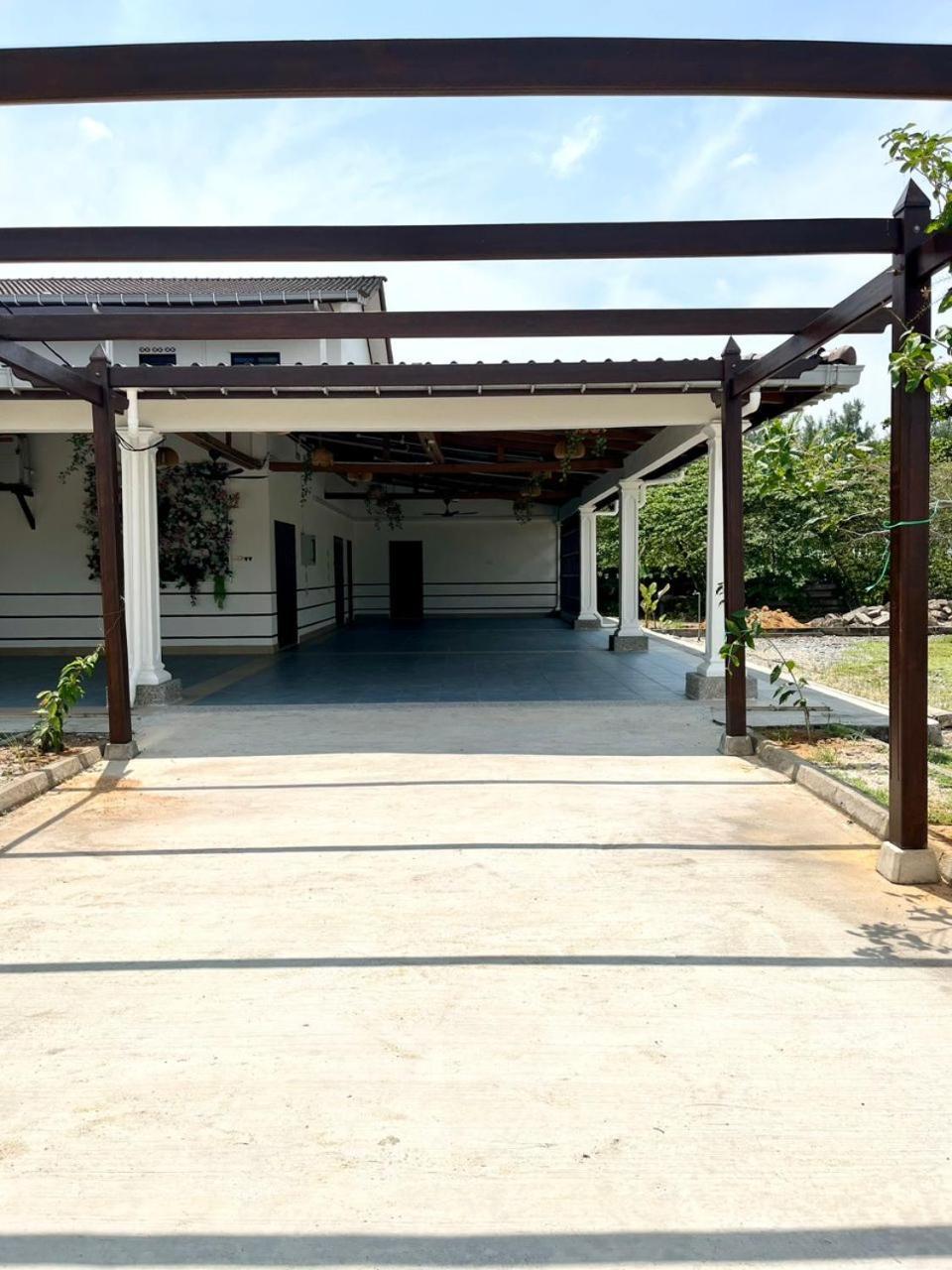Kanza Beach Inn Marang Bagian luar foto