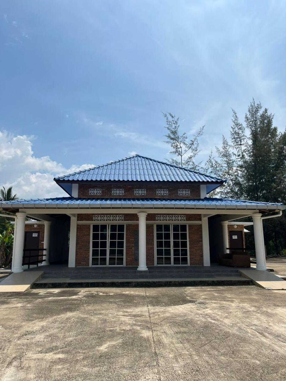 Kanza Beach Inn Marang Bagian luar foto