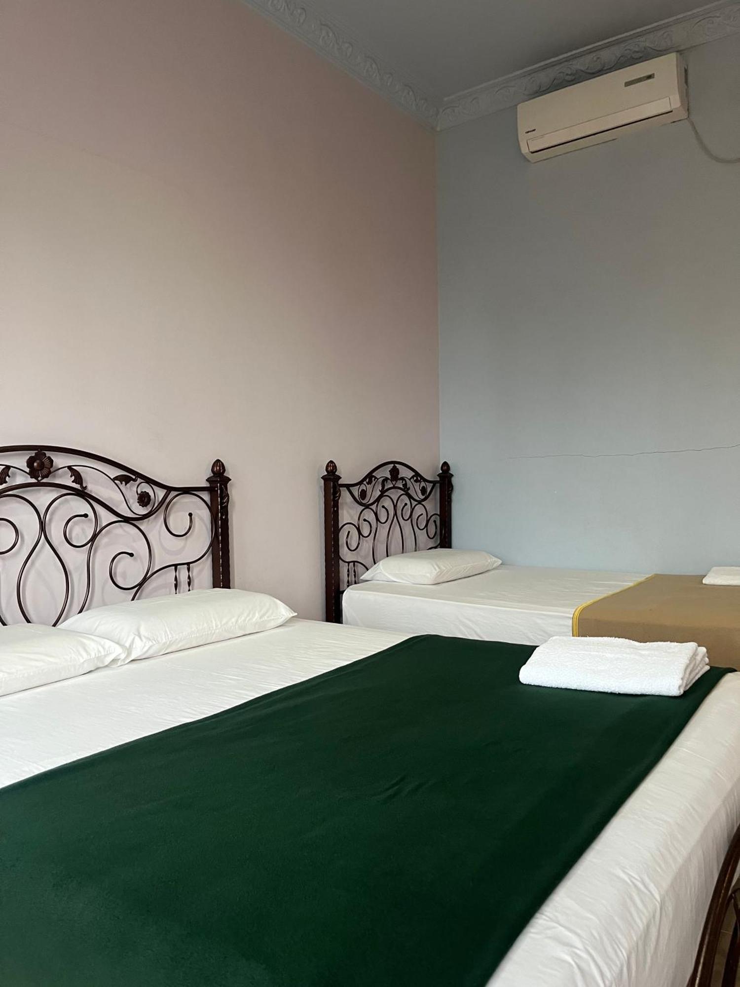 Kanza Beach Inn Marang Bagian luar foto